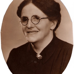 Larsine Jensens aner